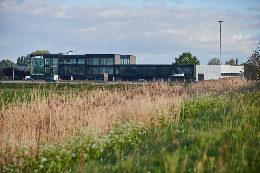 Lamett breidt ambitieus uit