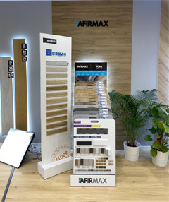 Display van Afirmax, een van de drie merken van Decora die House of Floors op de markt brengt in Nederland. Display afirmax house of floors