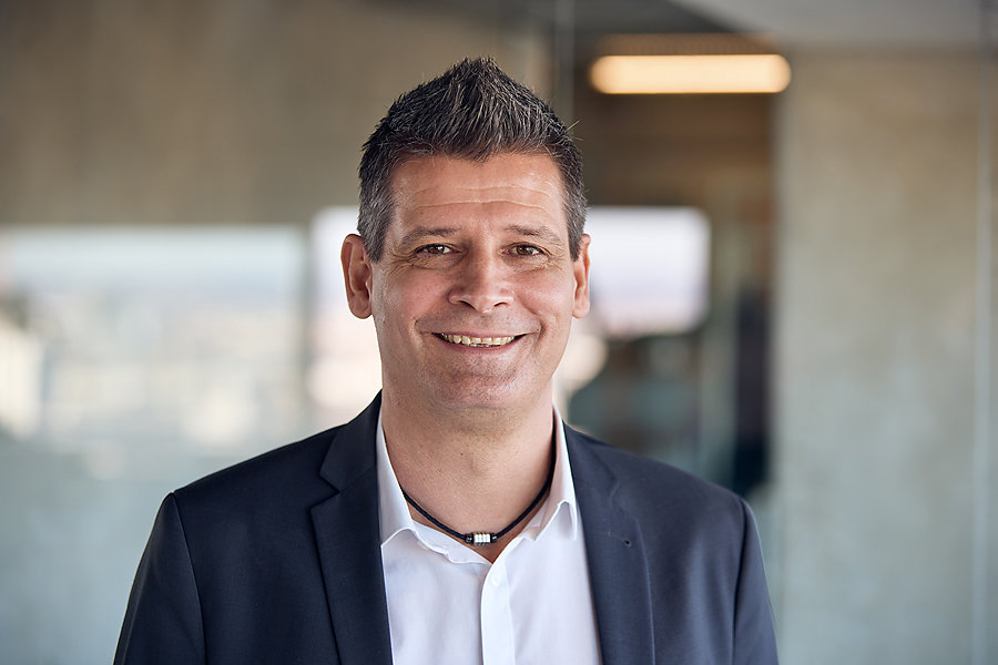 Michael Stein 12x8300 s