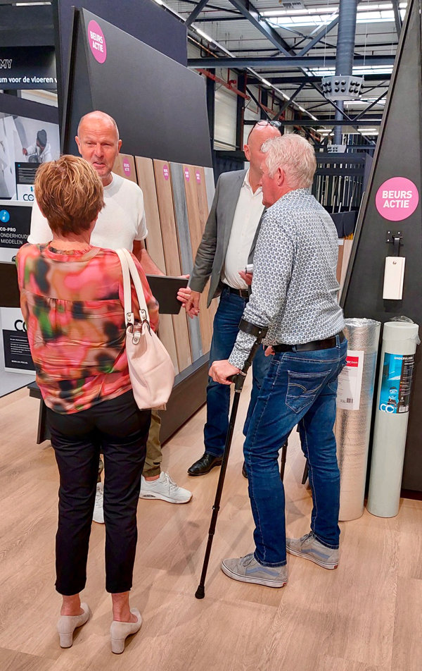Relaties kregen tijdens de InCotap dealerdagen de kans om te profiteren van een speciale beursactie.