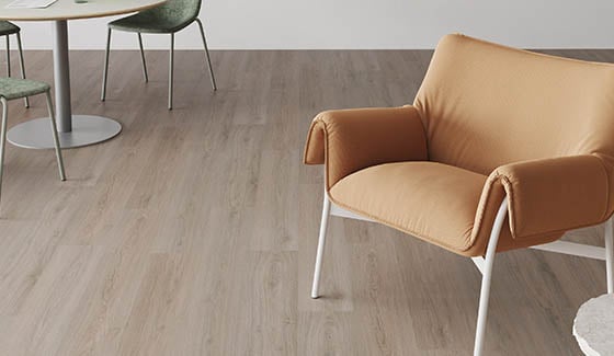 Tarkett zet in op innovatieve producten zoals de duurzame non pvc tegels iD Evolution