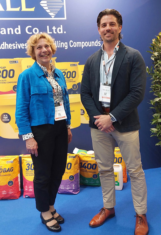 Export Business Officer Esther Swinnock met naast haar Jack Sant sinds kort Head of Sales F. Ball