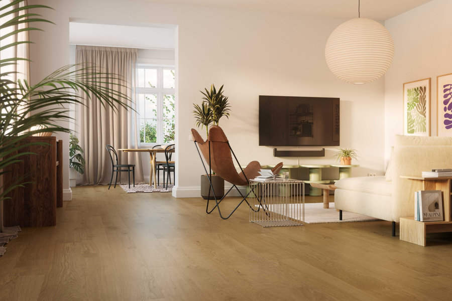 Julie Robbins, commercieel vertegenwoordiger voor het zuidoosten bij Bjelin. WO GANTOFTA 347061 C33 Nat Terra Brown XL Resi HighRes 10